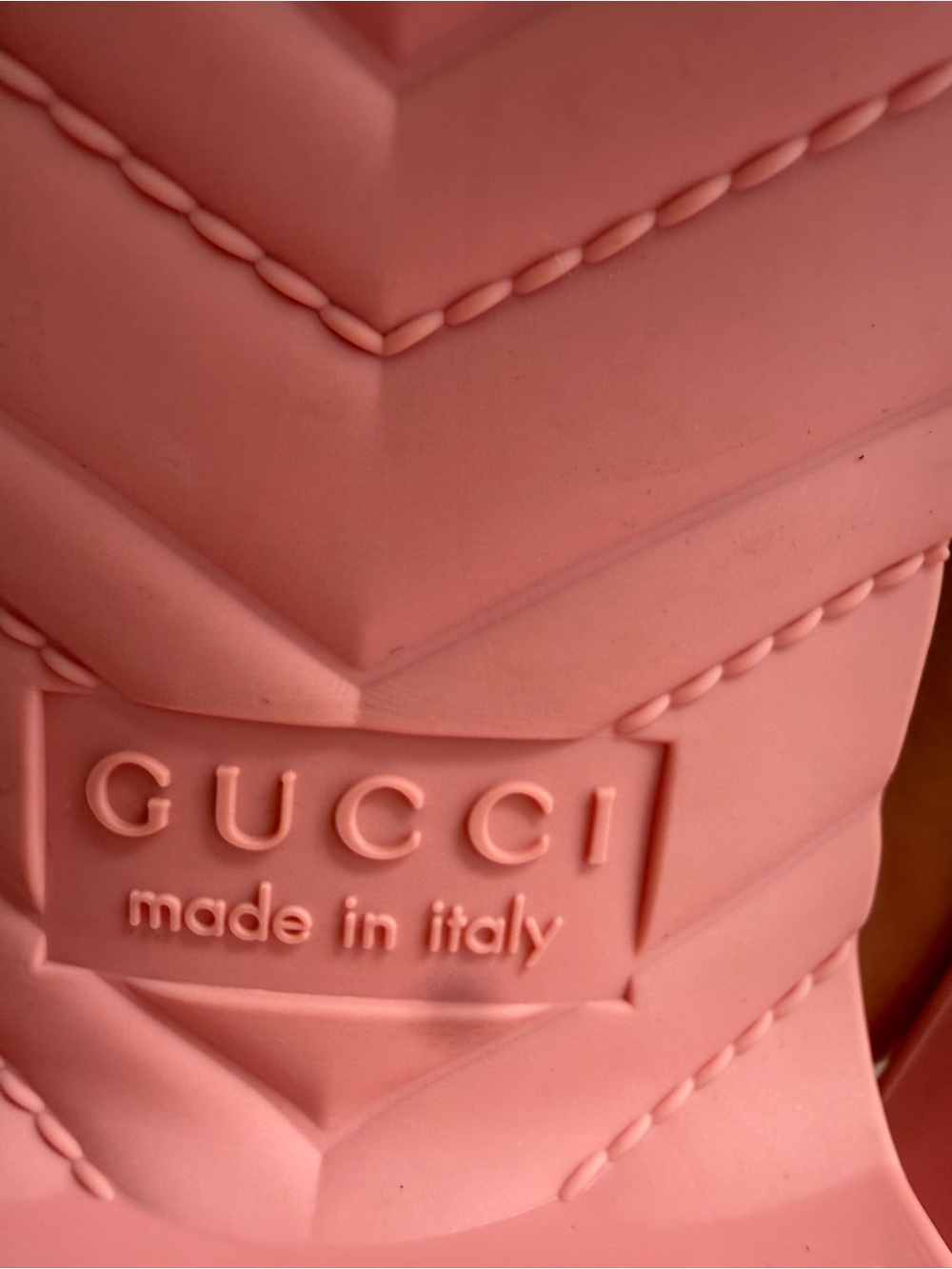 Gucci Rubber size 7 Pink Platform Slide Sandals with Embossed Logo Strap - Picture 8 of 15